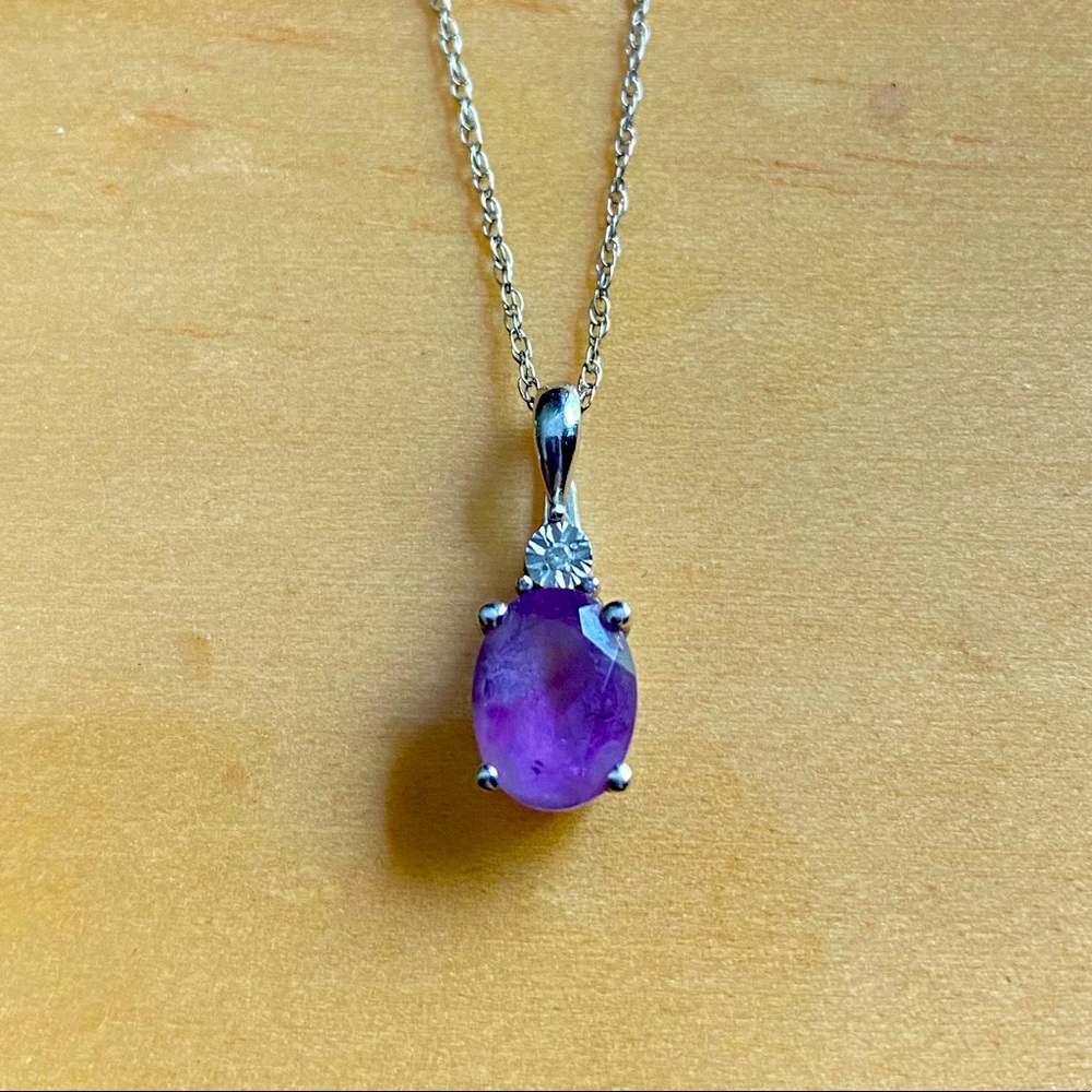 10k White Gold Diamond & Amethyst Pendant & Chain